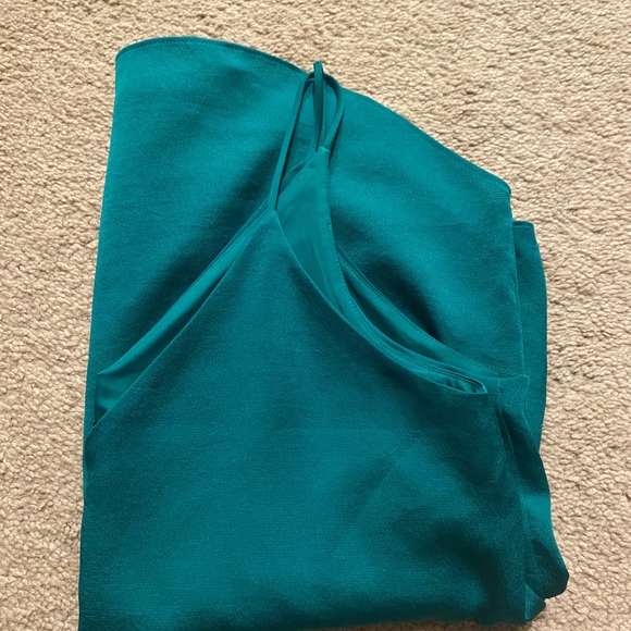 Top - Picture 2 of 5